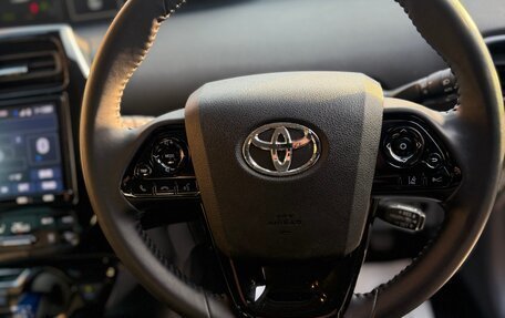Toyota Prius IV XW50, 2022 год, 2 050 000 рублей, 21 фотография