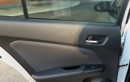 Toyota Prius IV XW50, 2022 год, 2 050 000 рублей, 17 фотография
