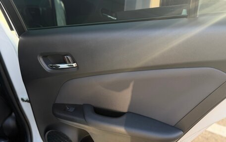 Toyota Prius IV XW50, 2022 год, 2 050 000 рублей, 16 фотография