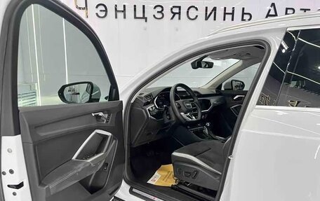 Audi Q3, 2022 год, 2 700 000 рублей, 9 фотография