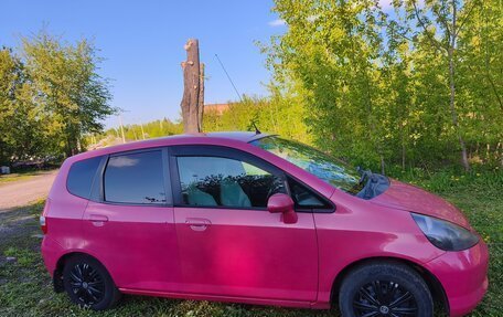 Honda Fit III, 2002 год, 295 000 рублей, 1 фотография