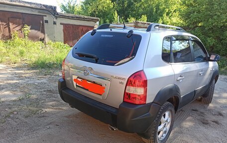 Hyundai Tucson III, 2005 год, 750 000 рублей, 1 фотография