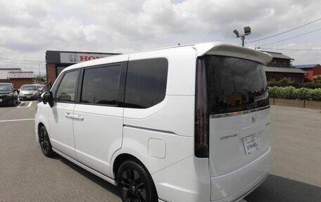 Honda Stepwgn, 2023 год, 2 408 153 рублей, 6 фотография