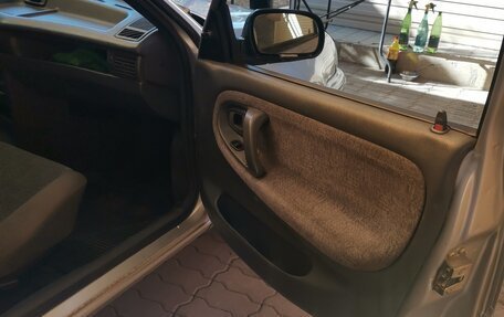 Daewoo Nexia I рестайлинг, 2004 год, 175 000 рублей, 16 фотография