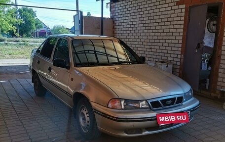 Daewoo Nexia I рестайлинг, 2004 год, 175 000 рублей, 22 фотография