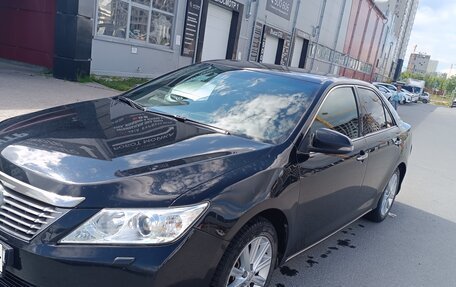 Toyota Camry, 2014 год, 1 850 000 рублей, 2 фотография