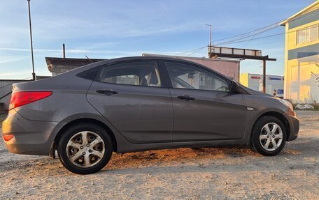 Hyundai Solaris II рестайлинг, 2013 год, 584 000 рублей, 4 фотография