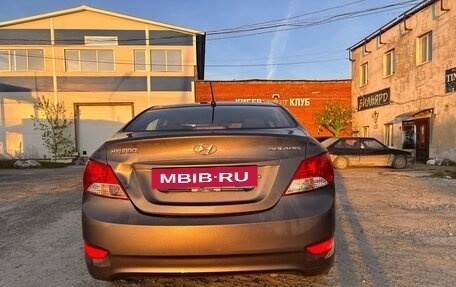 Hyundai Solaris II рестайлинг, 2013 год, 584 000 рублей, 6 фотография