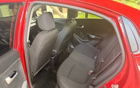 KIA Rio III рестайлинг, 2013 год, 735 000 рублей, 12 фотография
