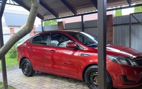 KIA Rio III рестайлинг, 2013 год, 735 000 рублей, 3 фотография
