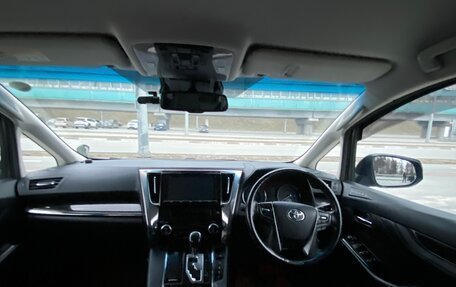 Toyota Alphard III, 2018 год, 4 230 000 рублей, 6 фотография