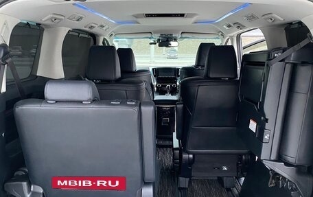 Toyota Alphard III, 2018 год, 4 230 000 рублей, 9 фотография