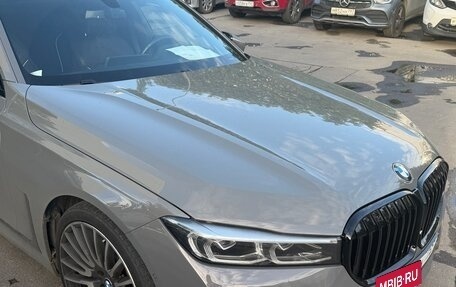 BMW 7 серия, 2020 год, 5 900 000 рублей, 2 фотография