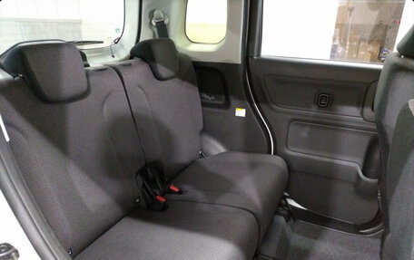Suzuki Wagon R VI, 2024 год, 1 600 000 рублей, 6 фотография