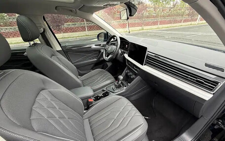 Volkswagen Tiguan II, 2022 год, 2 190 025 рублей, 7 фотография