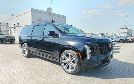 Cadillac Escalade V, 2025 год, 19 999 000 рублей, 2 фотография