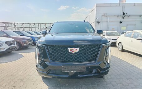 Cadillac Escalade V, 2025 год, 19 999 000 рублей, 3 фотография