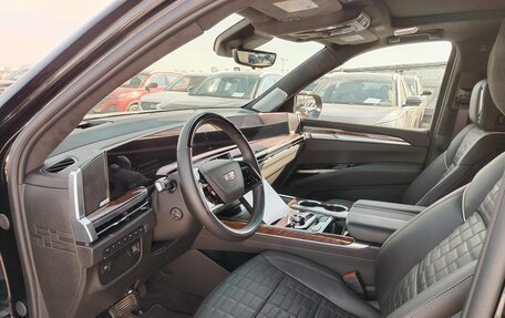 Cadillac Escalade V, 2025 год, 19 999 000 рублей, 10 фотография