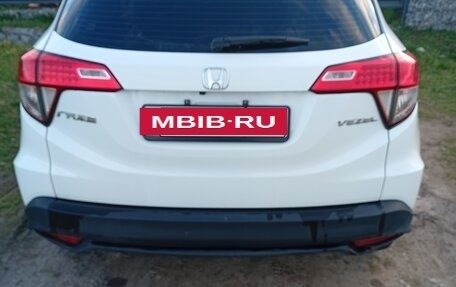 Honda Vezel, 2020 год, 2 100 000 рублей, 2 фотография