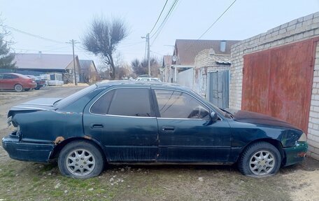 Toyota Vista, 1993 год, 60 000 рублей, 1 фотография