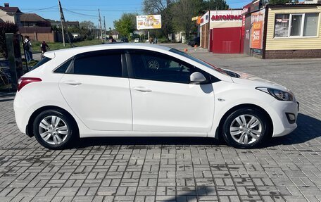 Hyundai i30 II рестайлинг, 2014 год, 1 060 000 рублей, 2 фотография