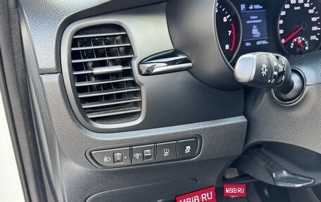 KIA Rio IV, 2019 год, 1 780 000 рублей, 30 фотография