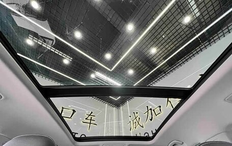 Volkswagen Tiguan II, 2022 год, 2 700 000 рублей, 16 фотография