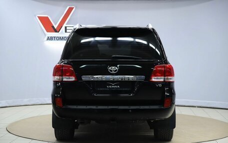 Toyota Land Cruiser 200, 2011 год, 3 490 000 рублей, 6 фотография