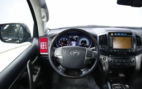 Toyota Land Cruiser 200, 2011 год, 3 490 000 рублей, 18 фотография