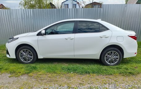 Toyota Corolla, 2018 год, 1 850 000 рублей, 6 фотография