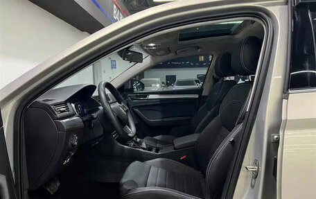 Skoda Superb III рестайлинг, 2022 год, 1 900 025 рублей, 6 фотография