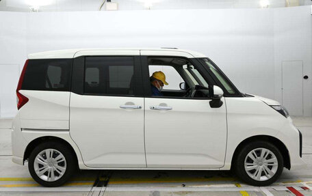 Toyota Roomy I, 2022 год, 979 000 рублей, 7 фотография