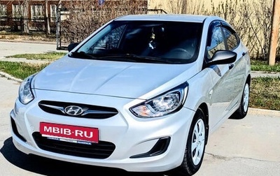 Hyundai Solaris II рестайлинг, 2014 год, 720 000 рублей, 1 фотография