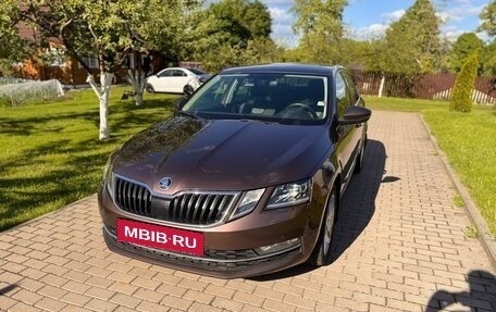 Skoda Octavia, 2019 год, 1 850 000 рублей, 2 фотография