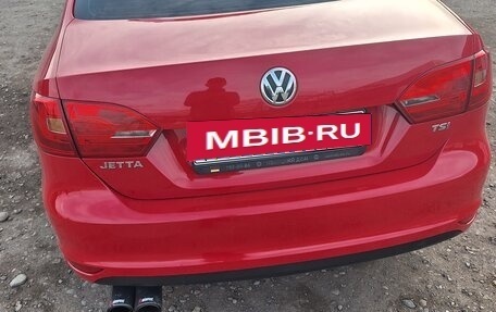Volkswagen Jetta VI, 2011 год, 1 000 000 рублей, 3 фотография