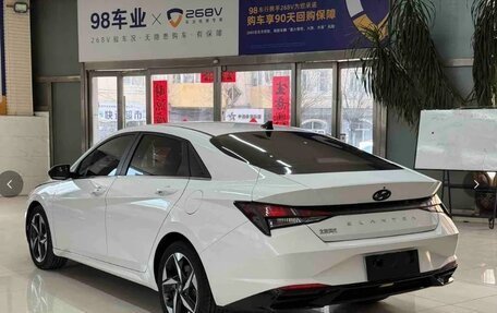 Hyundai Elantra, 2023 год, 1 600 000 рублей, 6 фотография