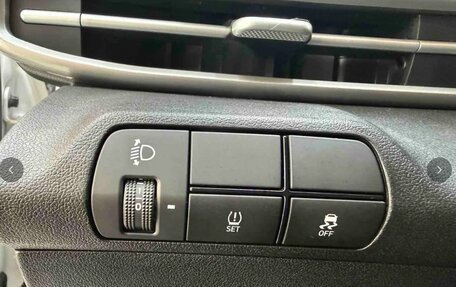 Hyundai Elantra, 2023 год, 1 600 000 рублей, 13 фотография