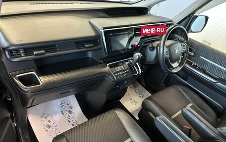 Honda Stepwgn IV, 2015 год, 1 999 000 рублей, 13 фотография