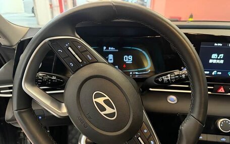 Hyundai Elantra, 2023 год, 1 410 000 рублей, 10 фотография