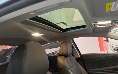 Hyundai Elantra, 2023 год, 1 410 000 рублей, 13 фотография