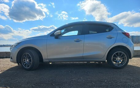 Mazda Demio IV, 2017 год, 850 000 рублей, 4 фотография