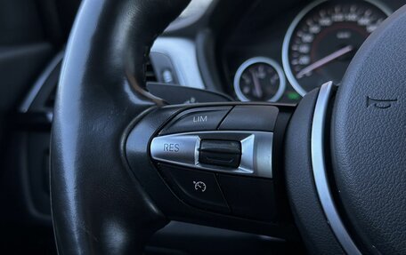 BMW 3 серия, 2018 год, 2 899 000 рублей, 19 фотография