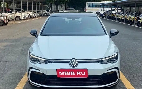 Volkswagen Golf VIII, 2023 год, 1 570 028 рублей, 2 фотография