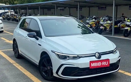Volkswagen Golf VIII, 2023 год, 1 570 028 рублей, 3 фотография
