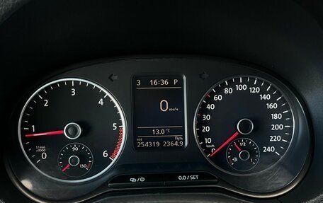 Volkswagen Amarok I рестайлинг, 2013 год, 1 617 000 рублей, 23 фотография