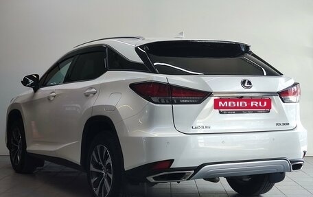 Lexus RX IV рестайлинг, 2021 год, 4 860 000 рублей, 7 фотография
