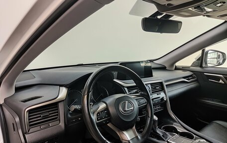 Lexus RX IV рестайлинг, 2021 год, 4 860 000 рублей, 14 фотография