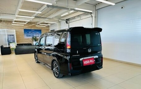 Honda Stepwgn IV, 2015 год, 1 899 000 рублей, 4 фотография
