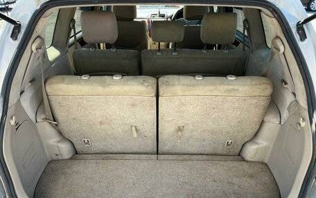 Toyota Ipsum II, 2004 год, 779 000 рублей, 13 фотография