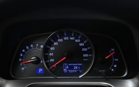 Toyota RAV4, 2013 год, 1 530 000 рублей, 12 фотография